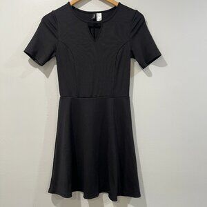 H&M Divided Black Ribbed Dress Size 6